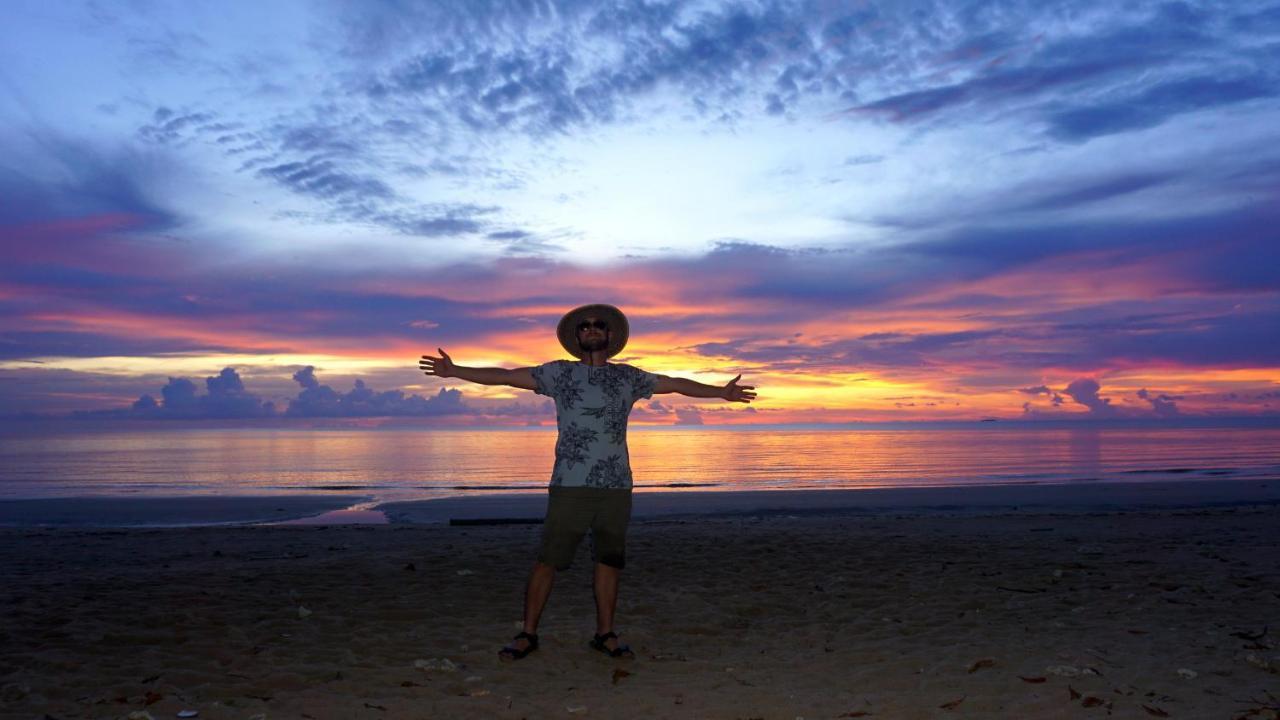 Arkadia Beach Resort Underground River Sabang  Exterior foto